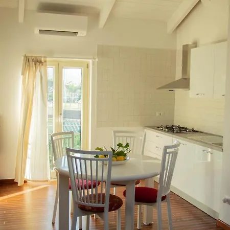 Skylight Sorrento 別荘 サンタニェッロ